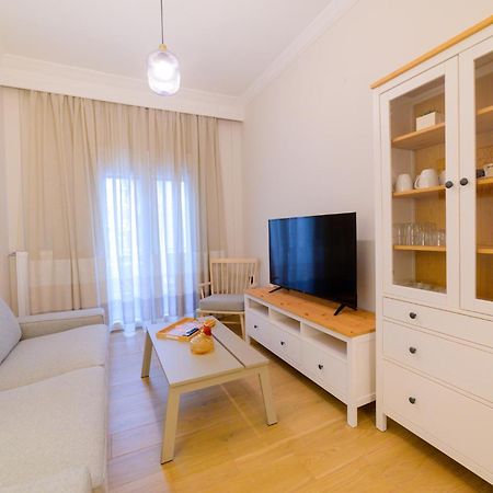 New Modern 2Nd Floor Apartment Thessaloniki Exterior photo
