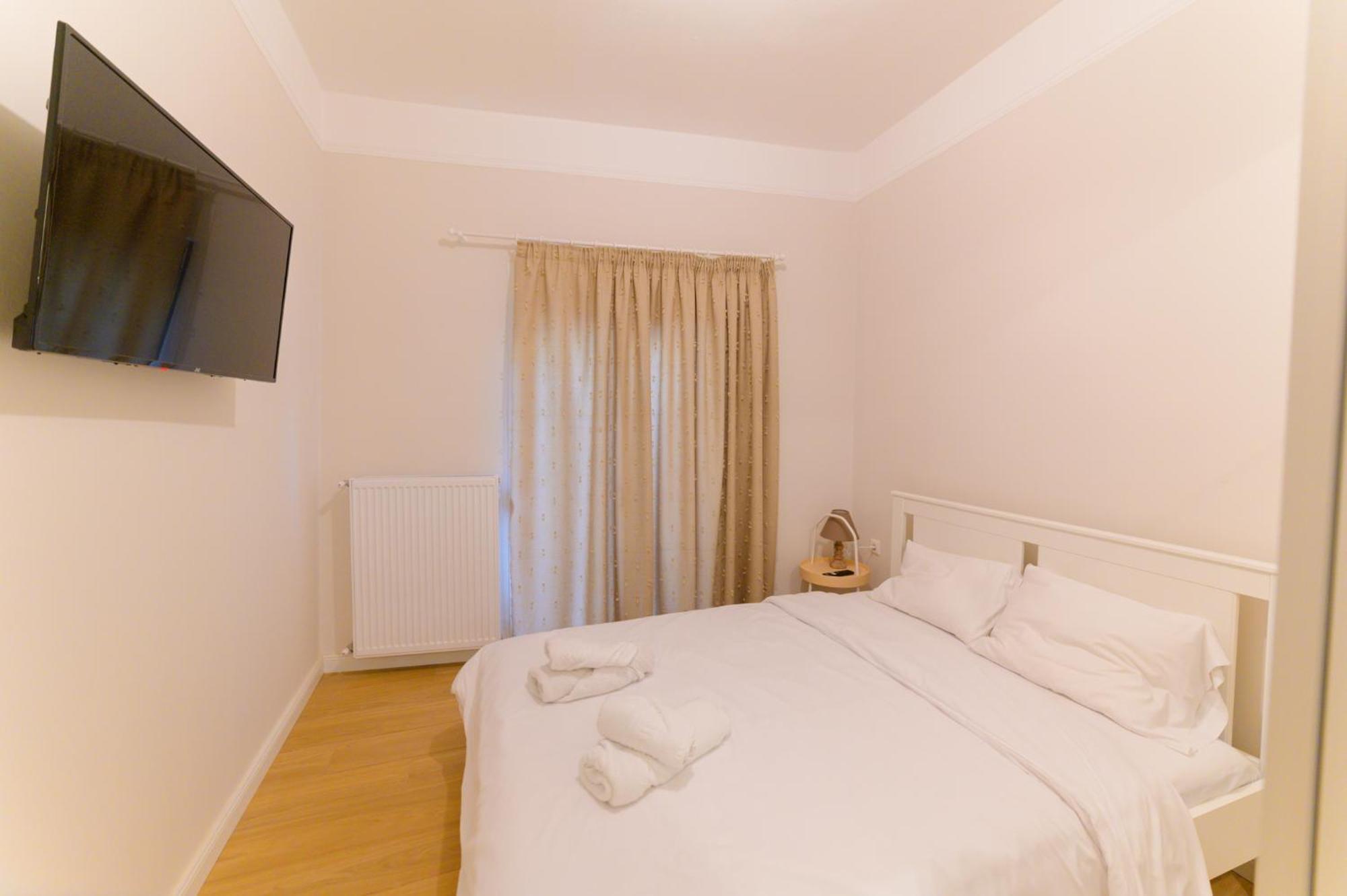 New Modern 2Nd Floor Apartment Thessaloniki Exterior photo
