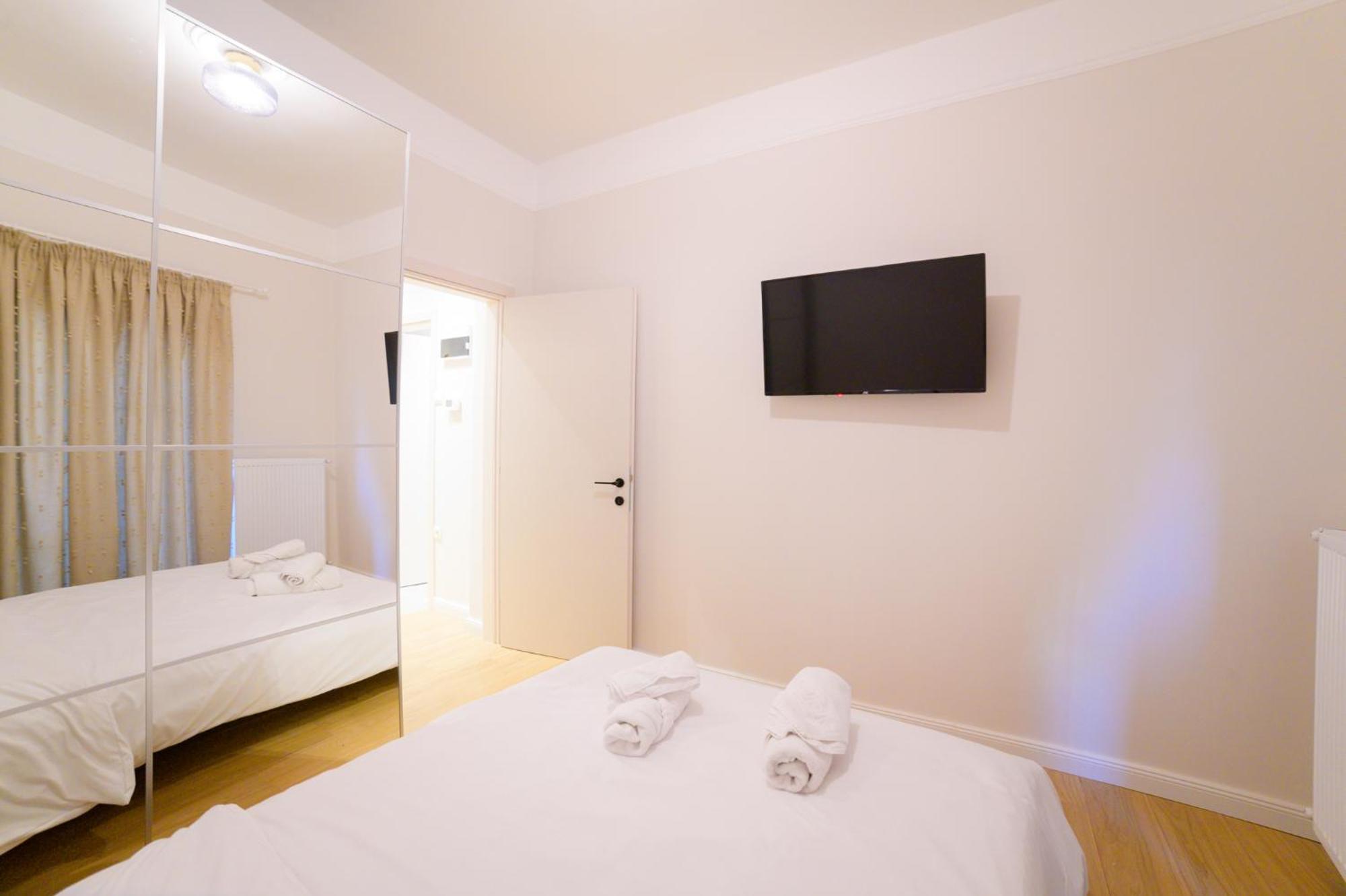 New Modern 2Nd Floor Apartment Thessaloniki Exterior photo