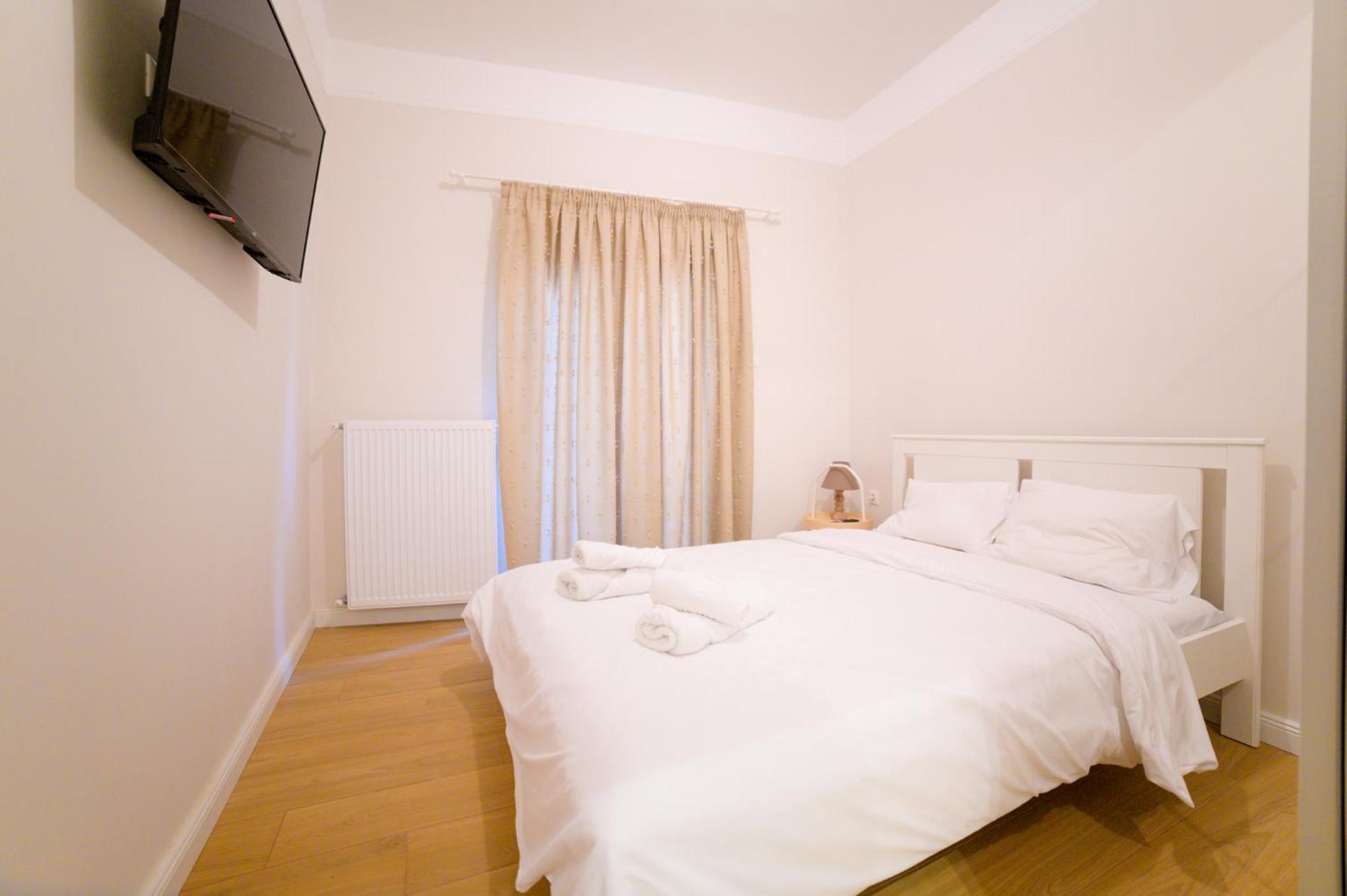 New Modern 2Nd Floor Apartment Thessaloniki Exterior photo