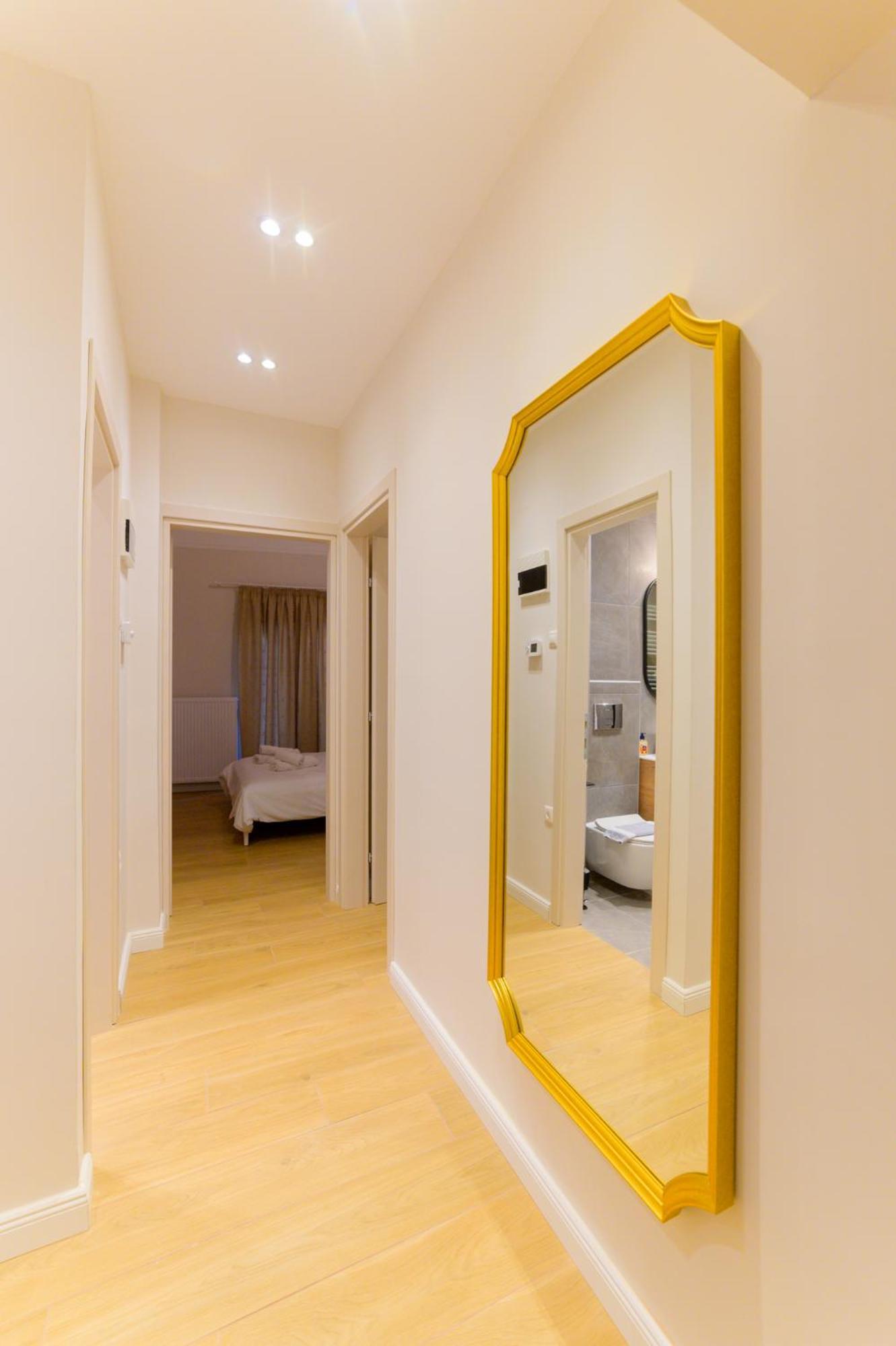 New Modern 2Nd Floor Apartment Thessaloniki Exterior photo